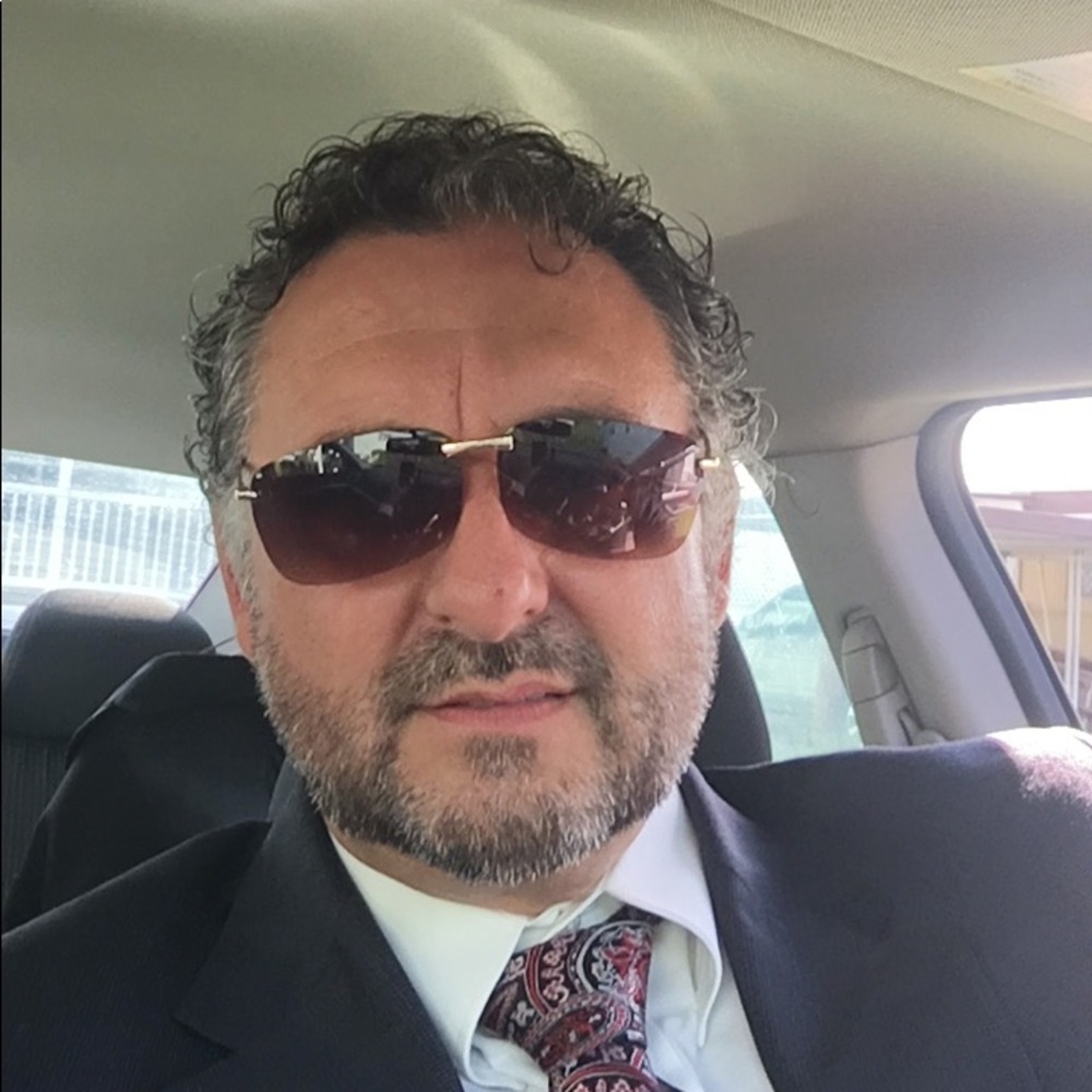 Meet your Posher, Tony